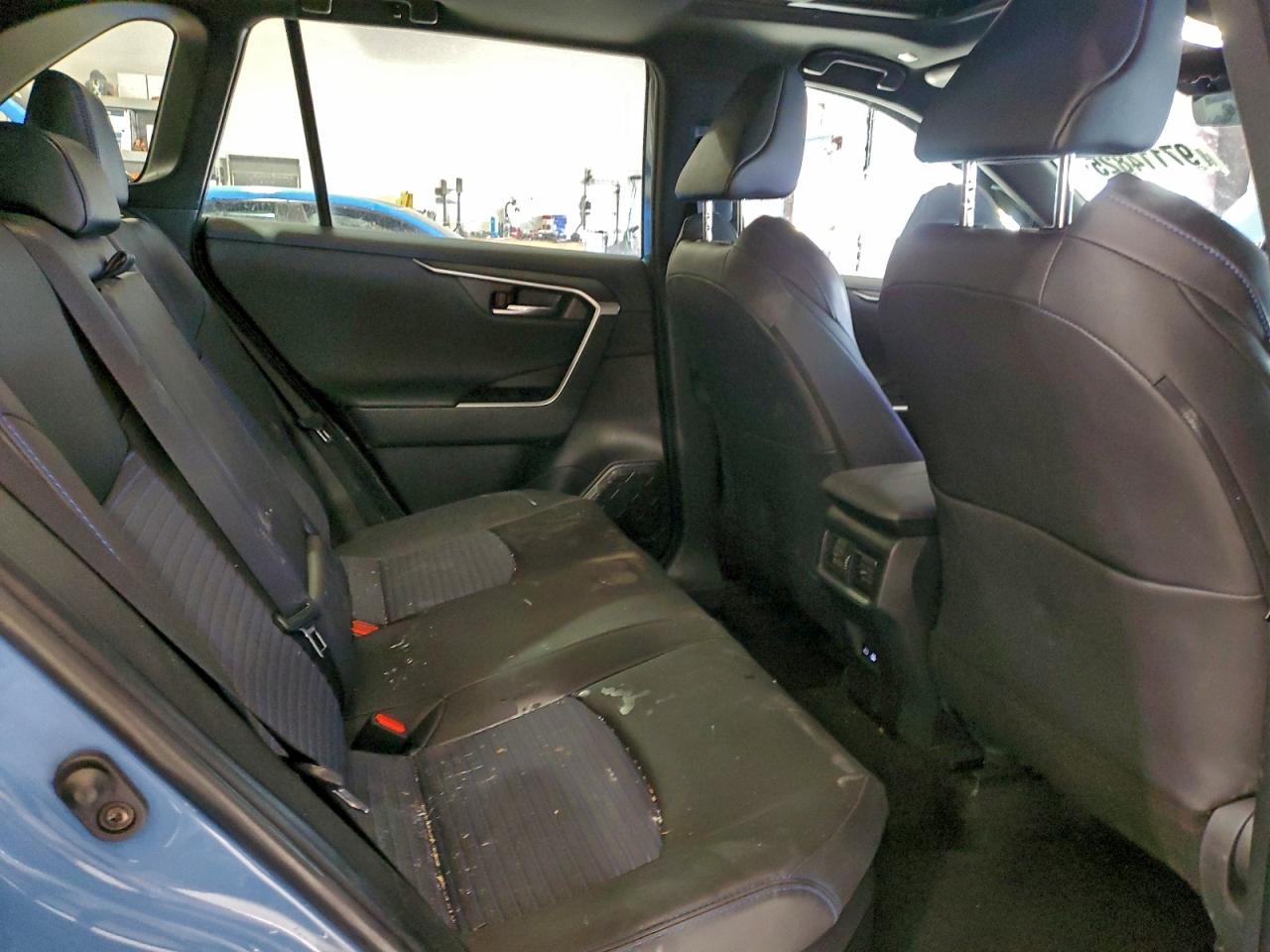 2024 TOYOTA RAV4 XSE photo 11
