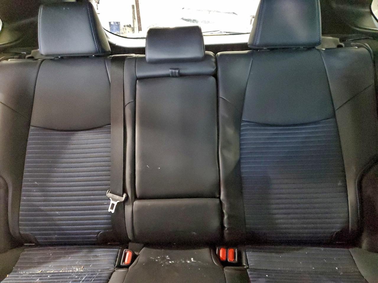 2024 TOYOTA RAV4 XSE photo 10