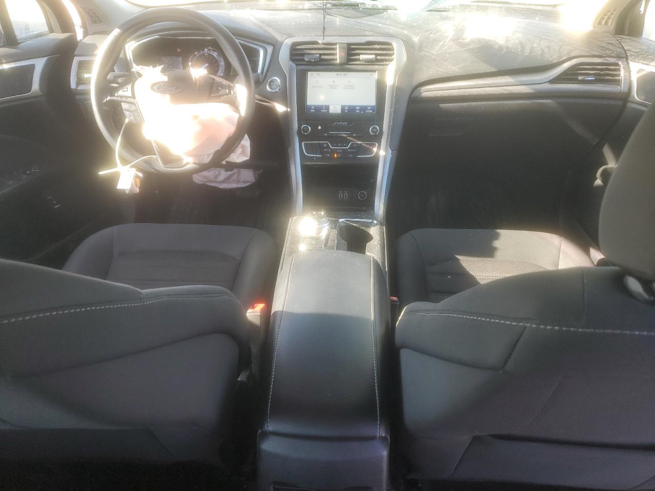 2020 FORD FUSION SE photo 15