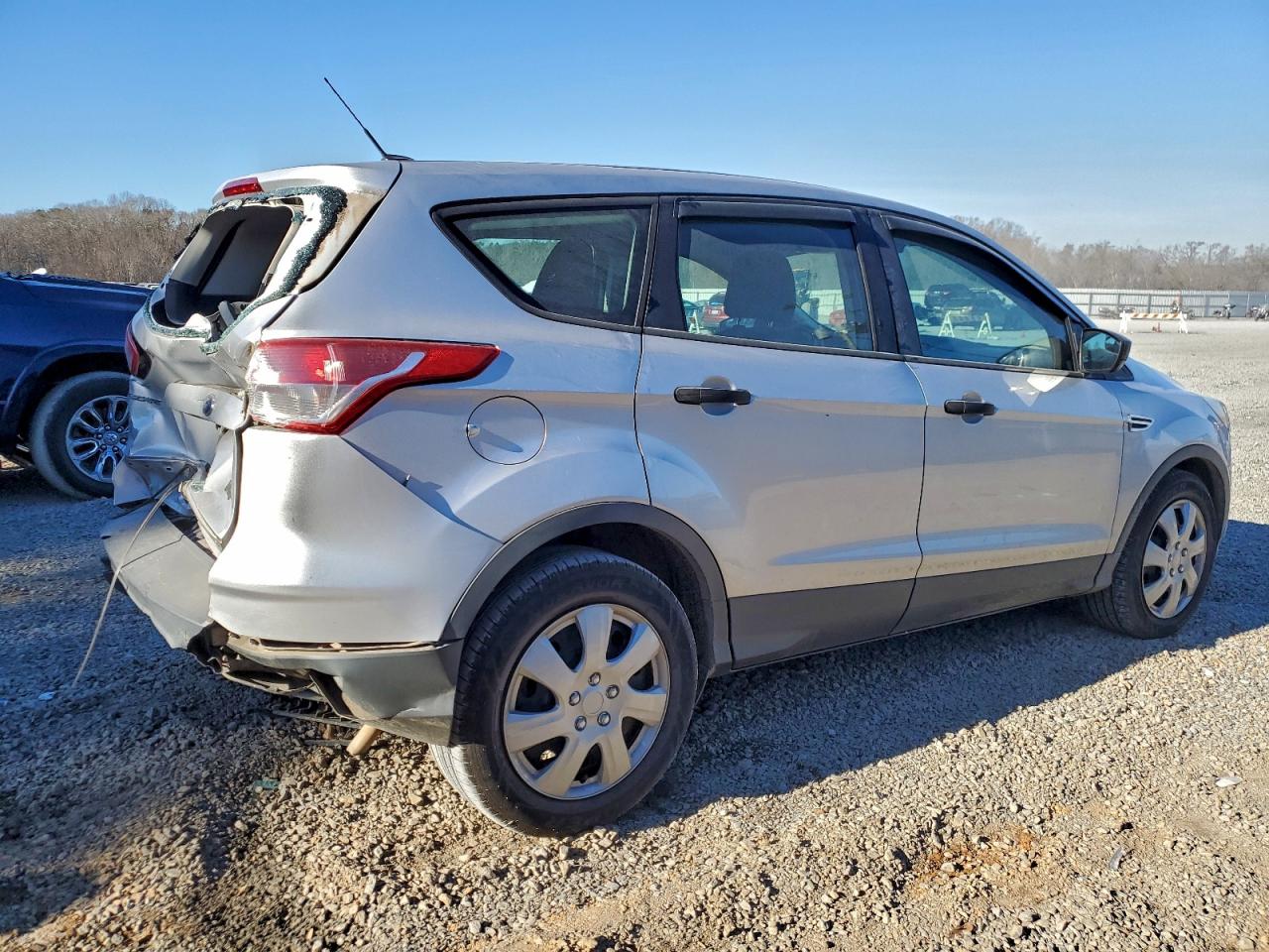 2016 FORD ESCAPE S photo 3