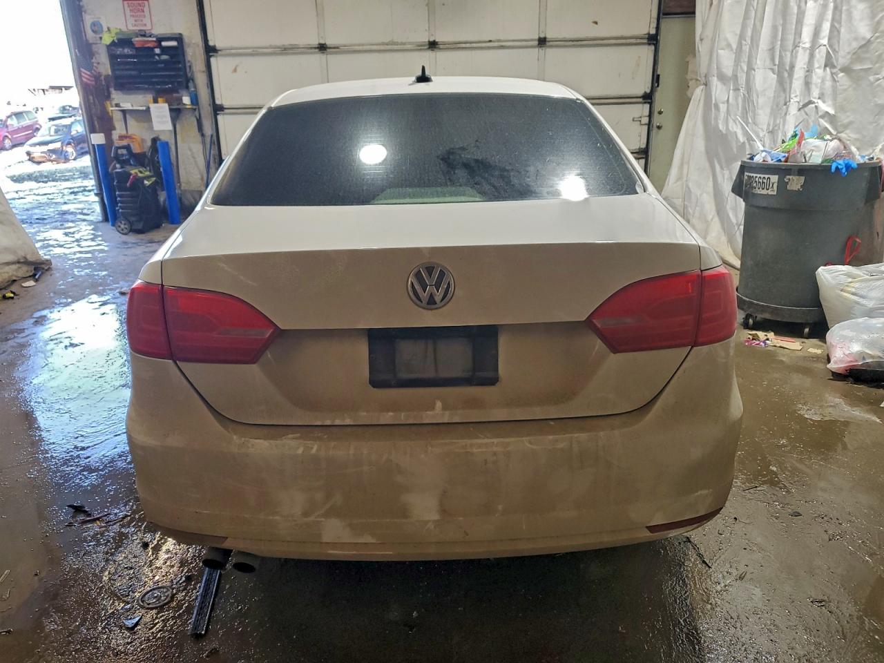 2012 VOLKSWAGEN JETTA SE photo 6