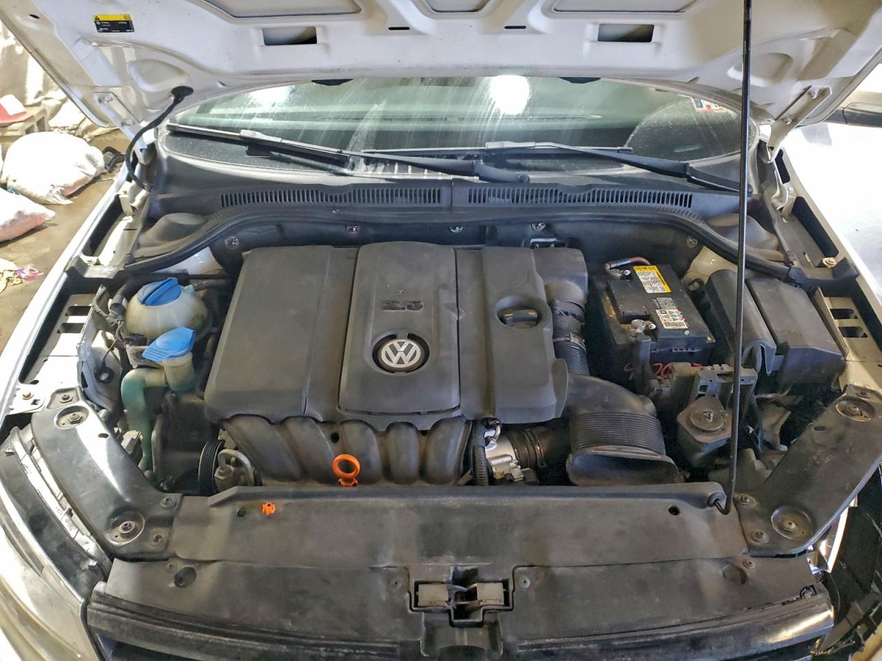 2012 VOLKSWAGEN JETTA SE photo 11