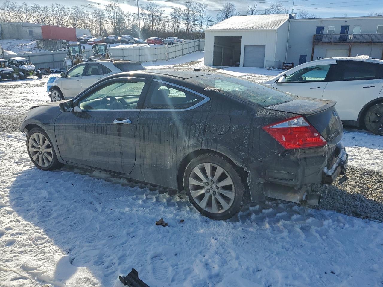 2010 HONDA ACCORD EXL photo 2