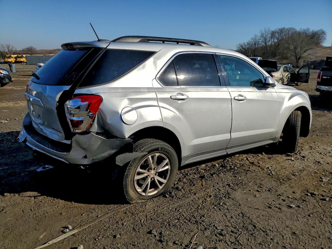 2016 CHEVROLET EQUINOX LT photo 3