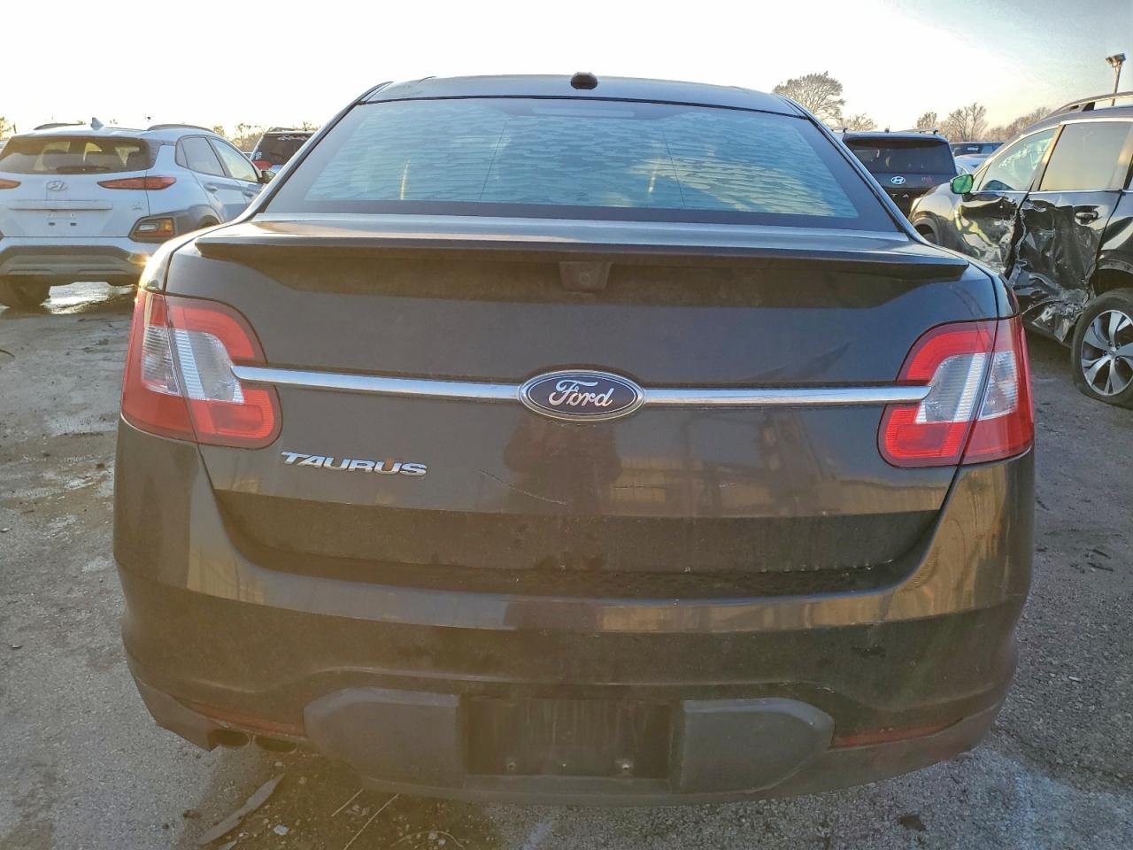 2012 FORD TAURUS SEL photo 6