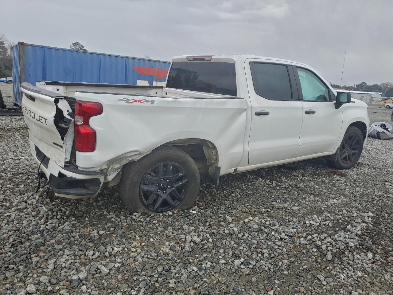 2024 CHEVROLET SILVERADO K1500 CUSTOM photo 5