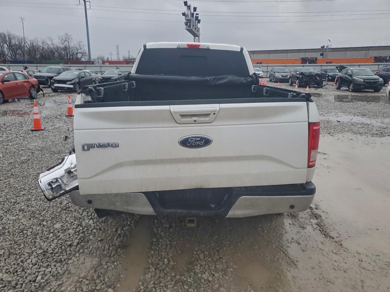 2016 FORD F150 SUPERCREW photo 11
