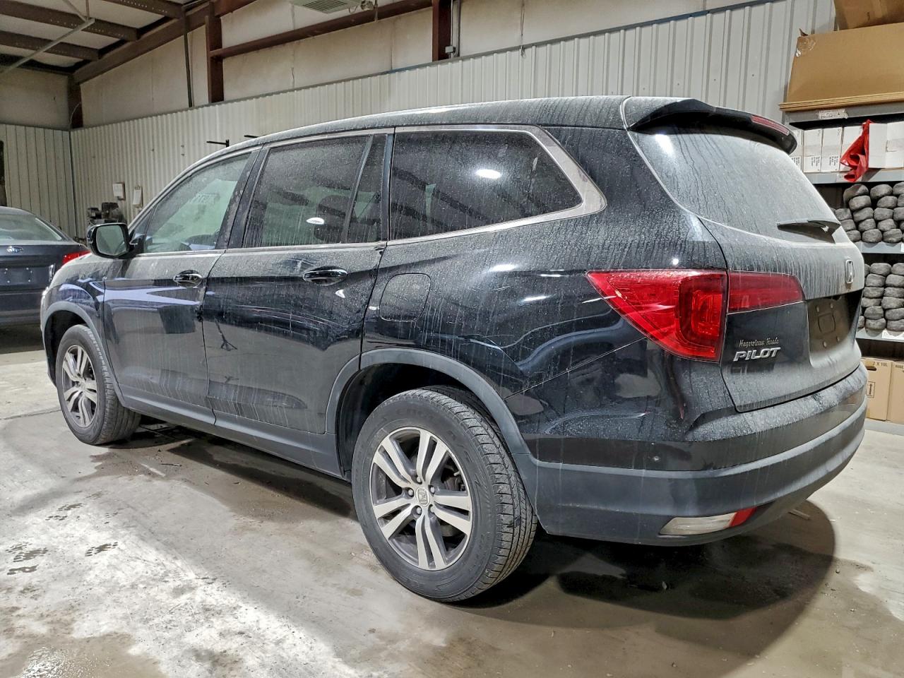 2016 HONDA PILOT EXL photo 2