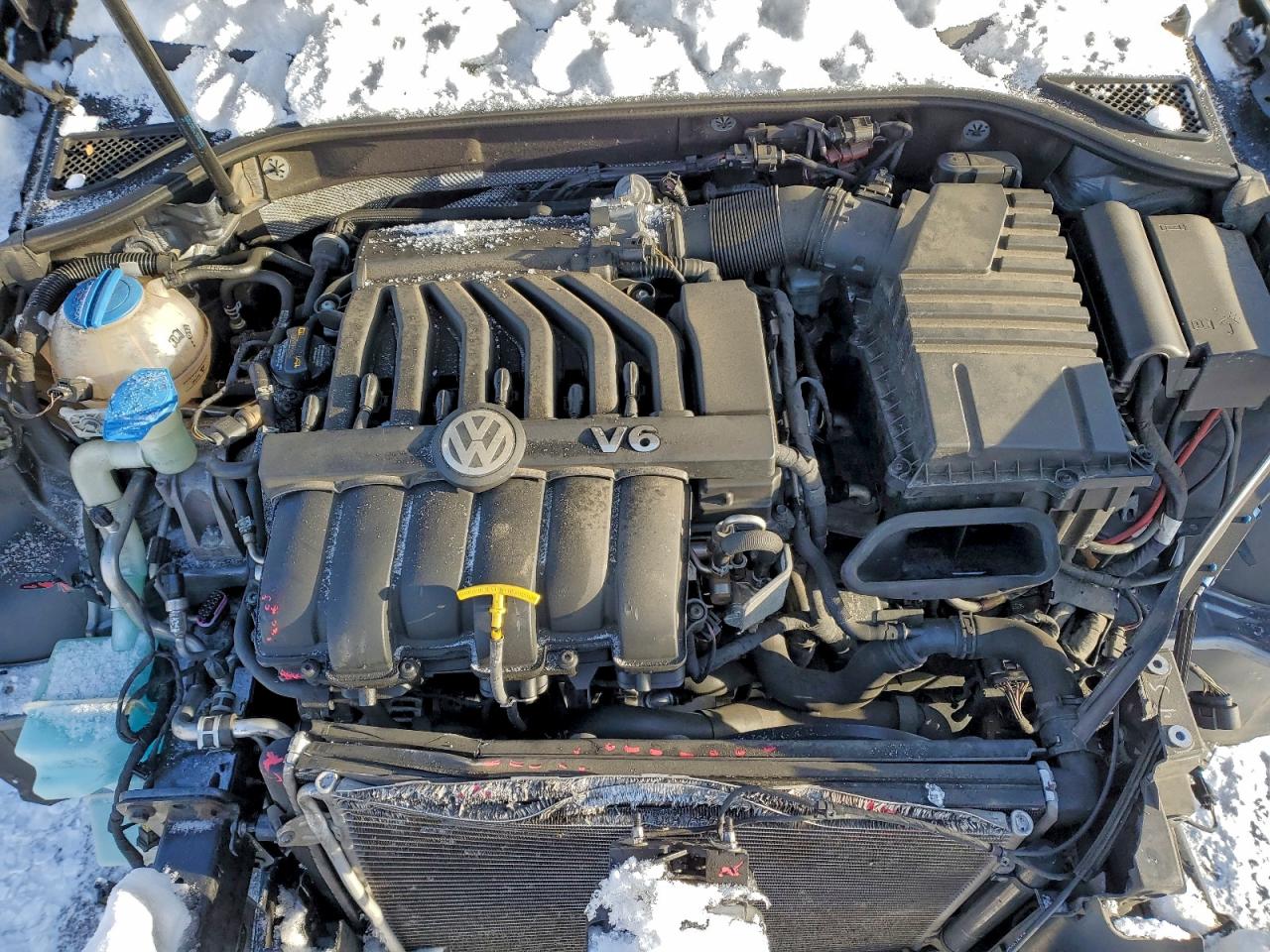 2017 VOLKSWAGEN PASSAT SEL PREMIUM photo 11