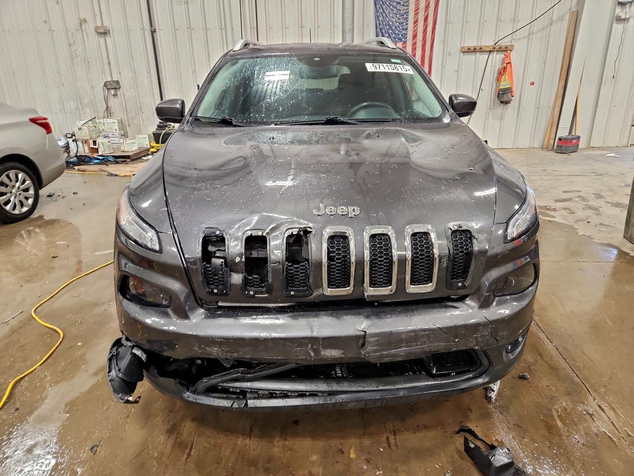 2017 JEEP CHEROKEE LATITUDE photo 5