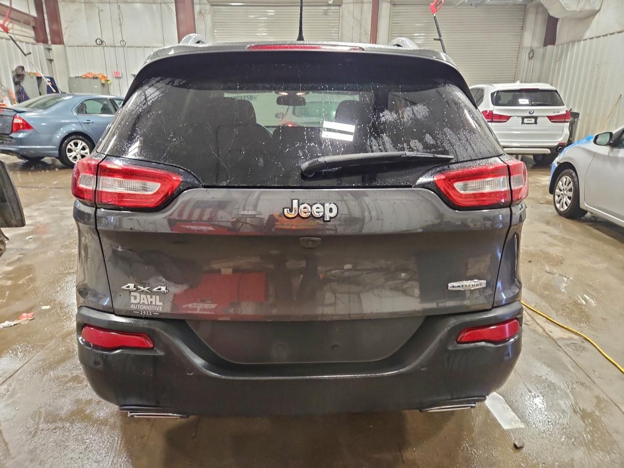2017 JEEP CHEROKEE LATITUDE photo 6