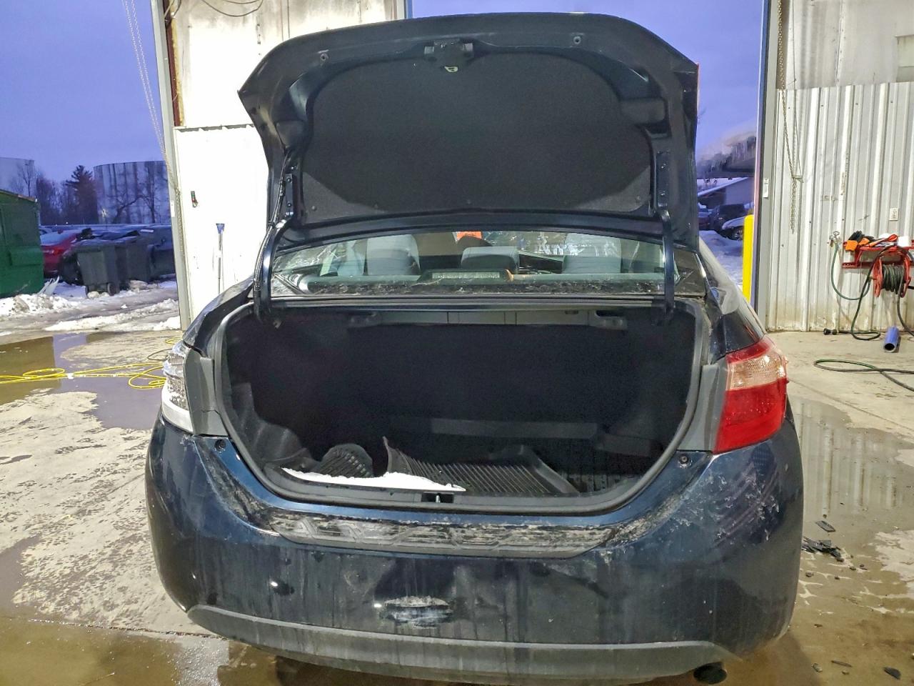 2017 TOYOTA COROLLA L photo 11