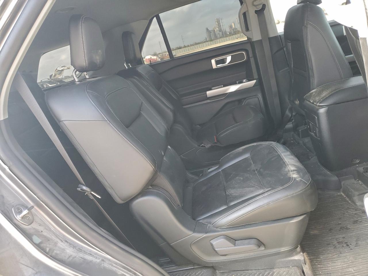 2023 FORD EXPLORER XLT photo 11
