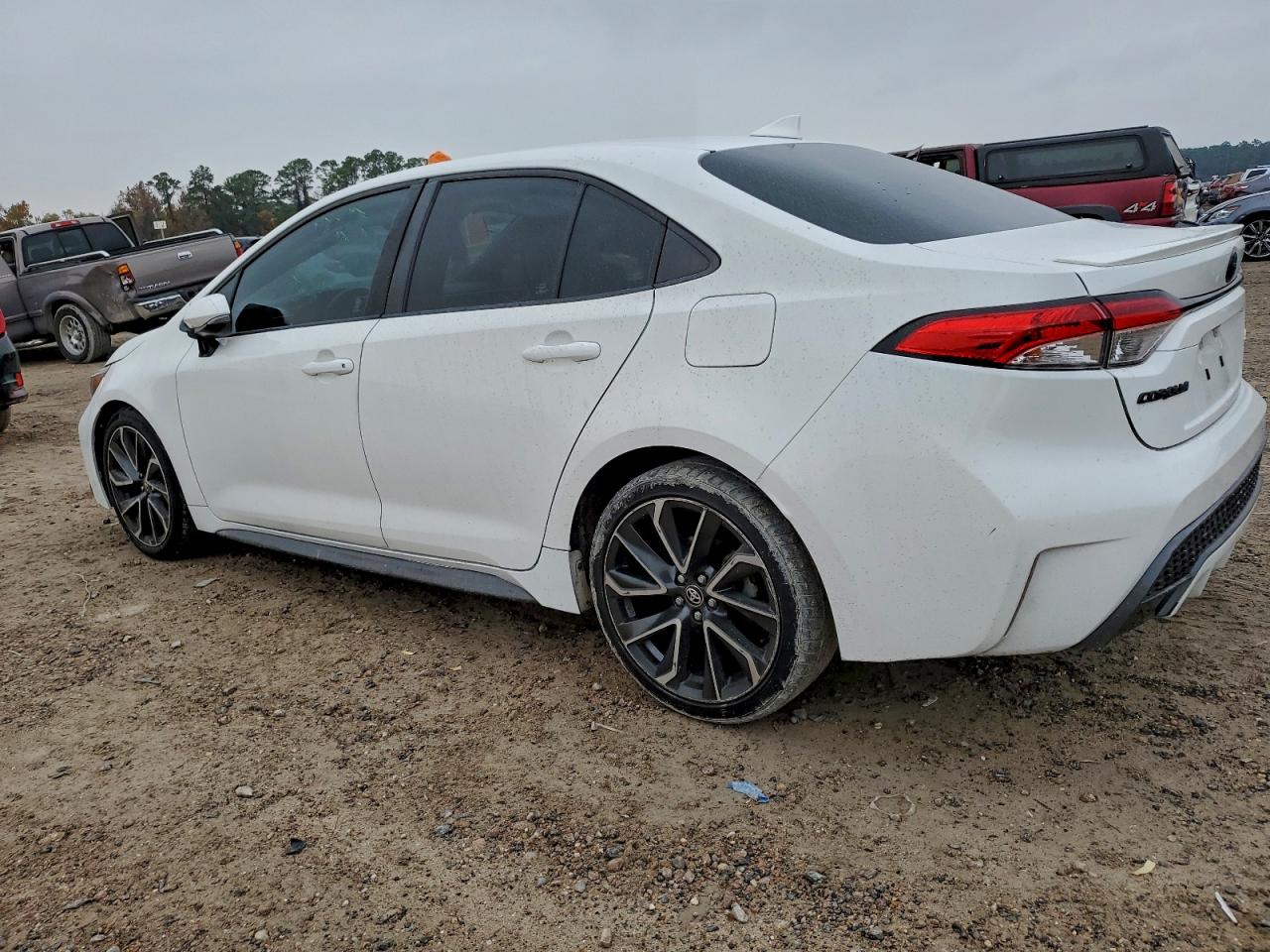 2020 TOYOTA COROLLA SE photo 2