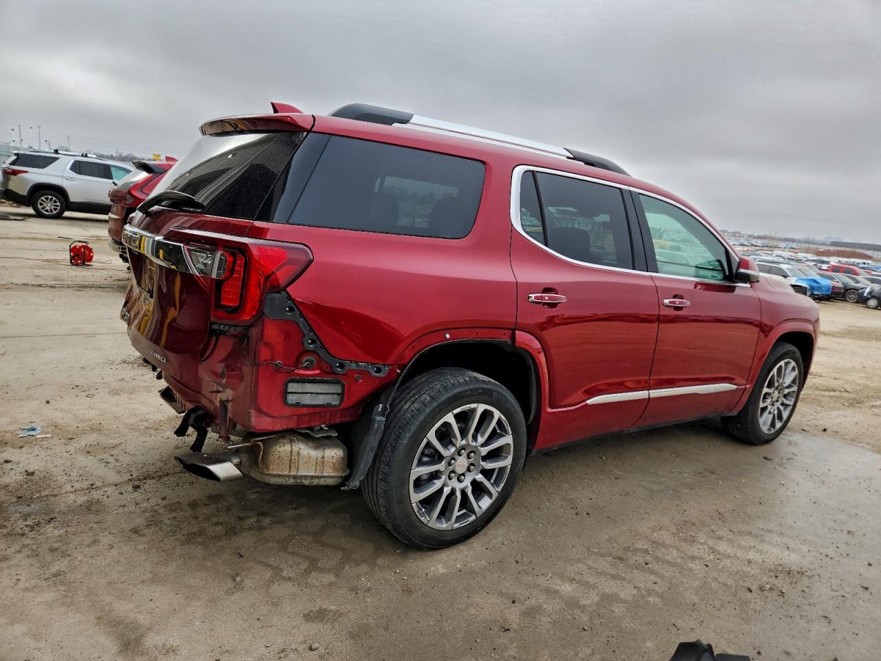 2023 GMC ACADIA DENALI photo 3