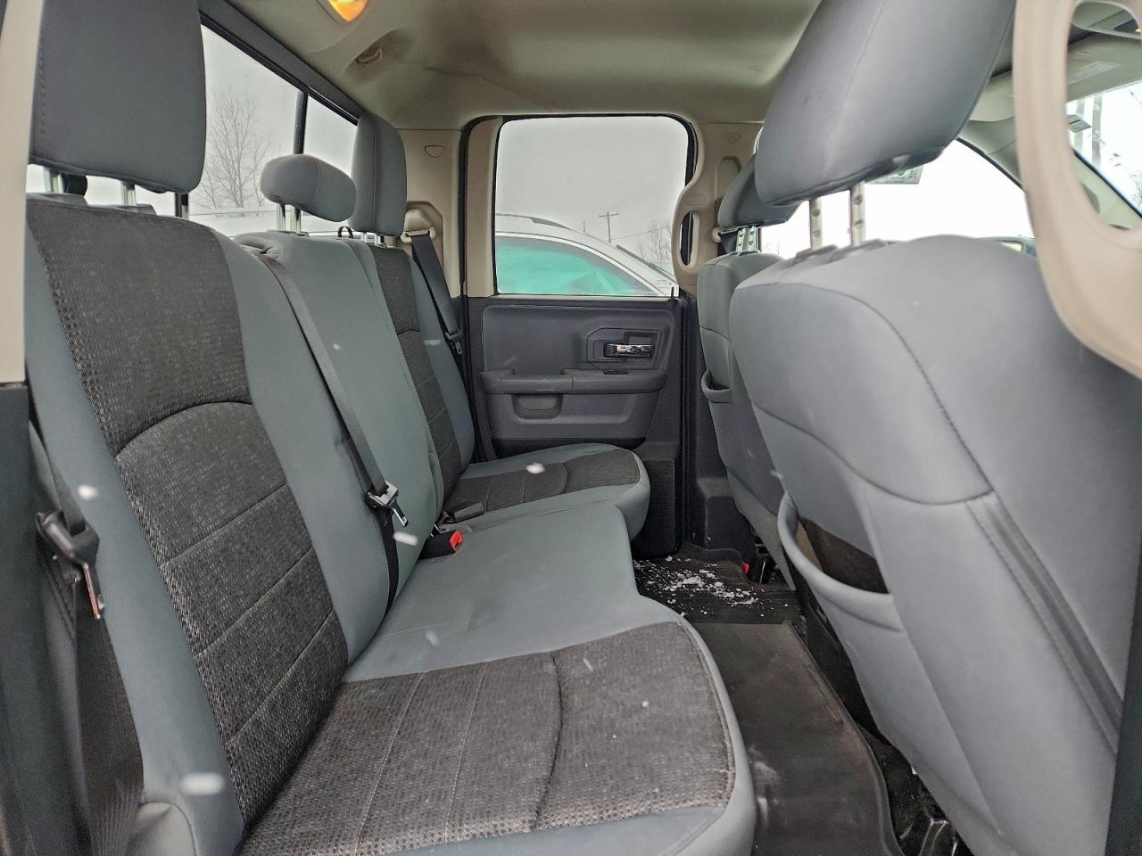 2014 RAM 1500 SLT photo 10