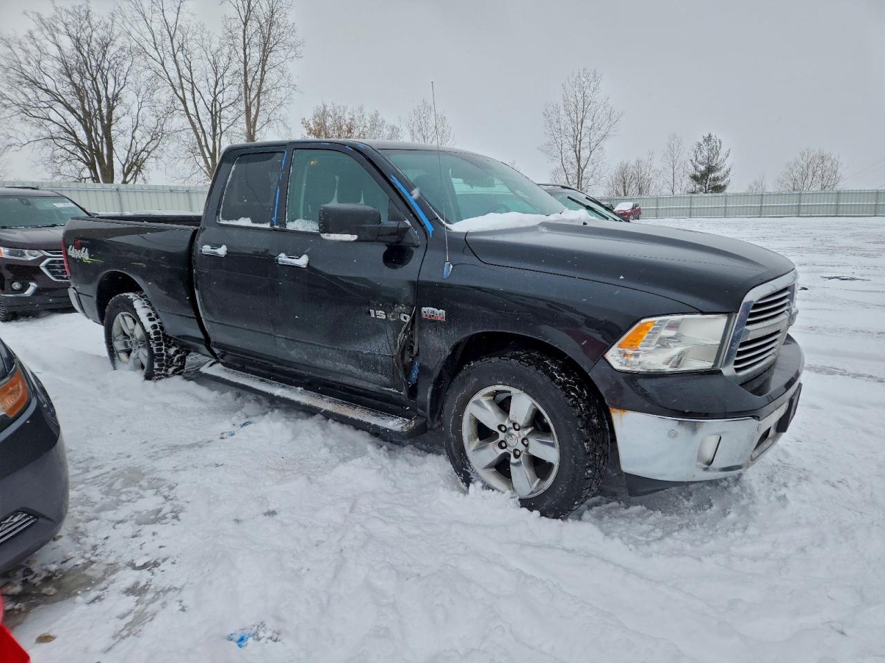 2014 RAM 1500 SLT photo 4