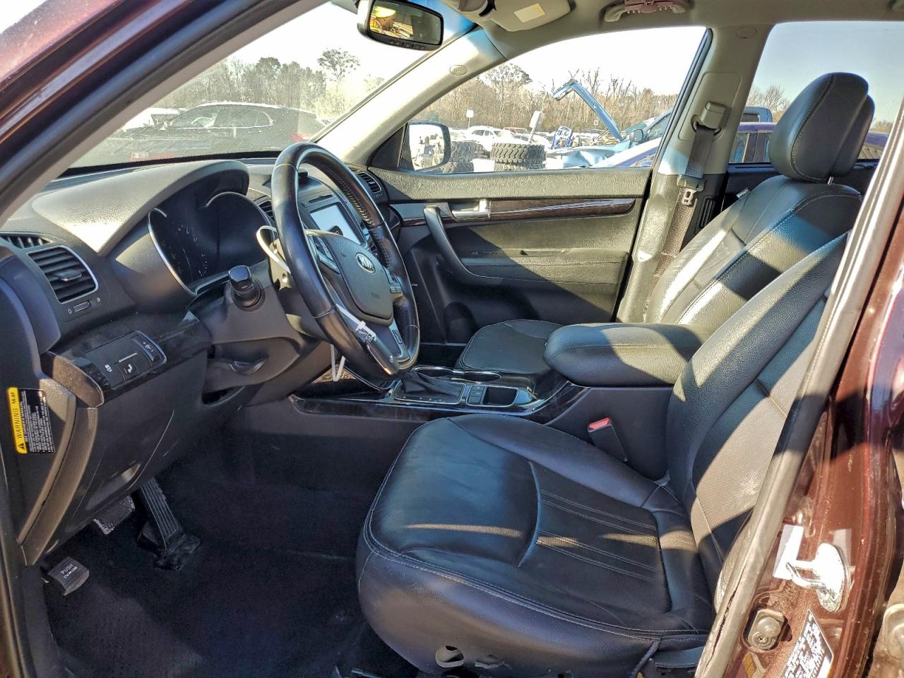 2014 KIA SORENTO LX photo 7