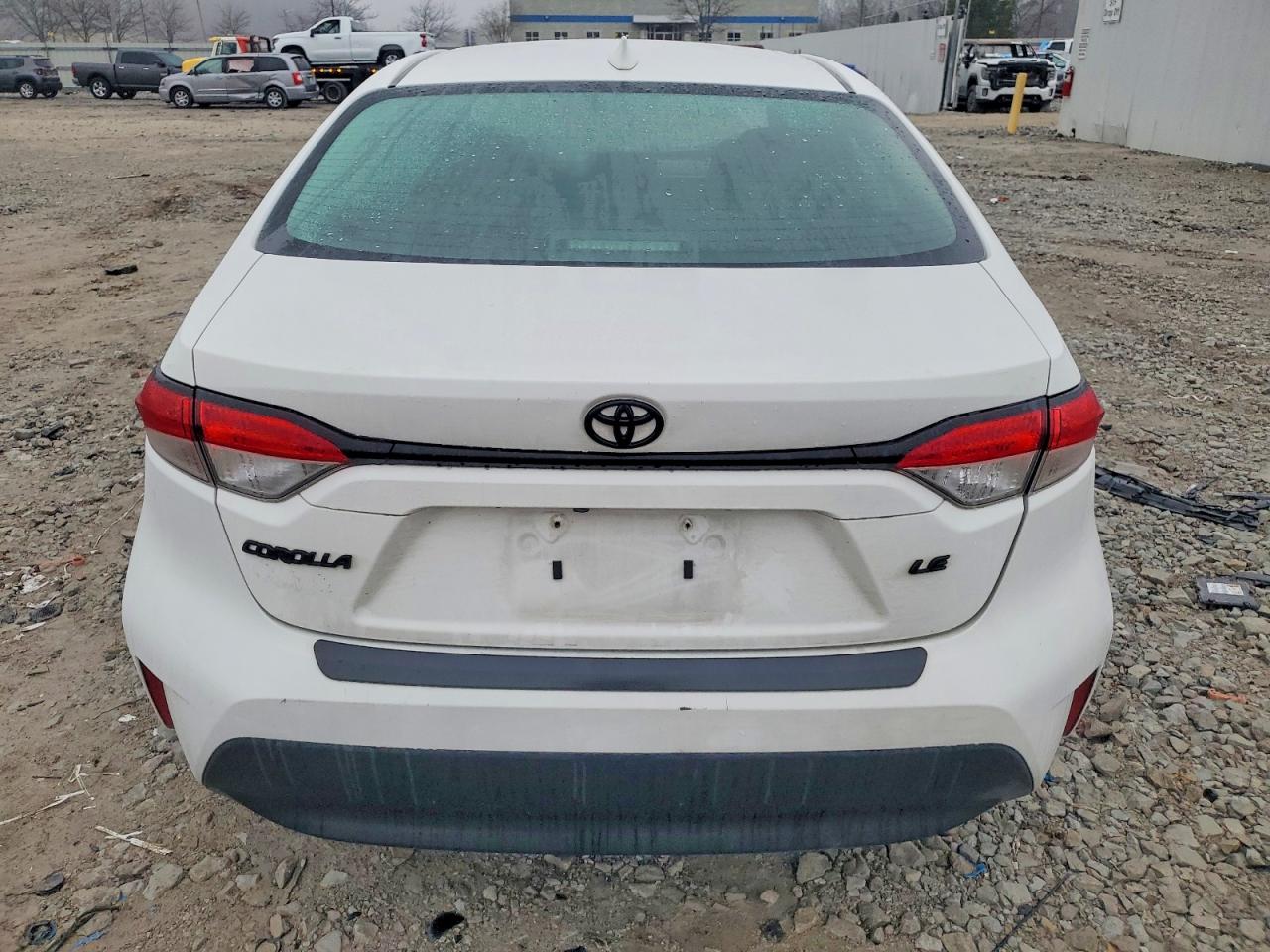 2024 TOYOTA COROLLA LE photo 6