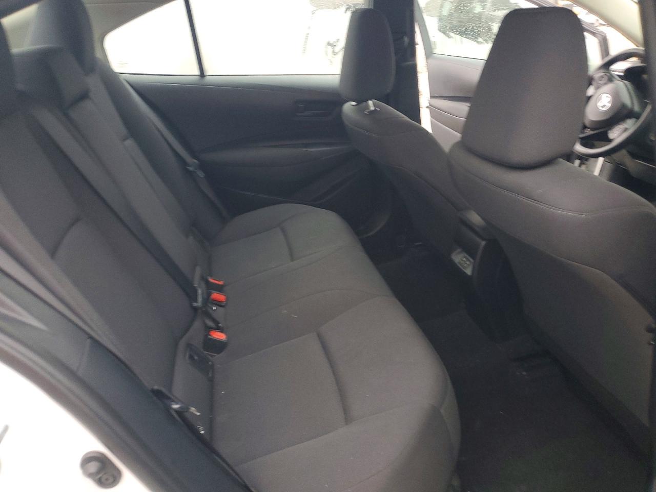 2024 TOYOTA COROLLA LE photo 10