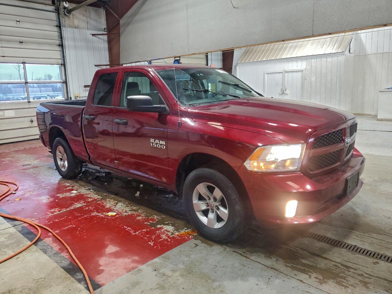 2017 RAM 1500 ST photo 10