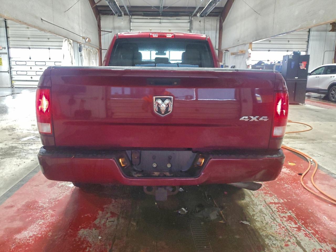 2017 RAM 1500 ST photo 16