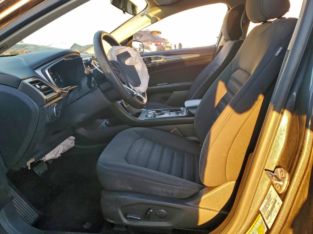 2017 FORD FUSION SE photo 7