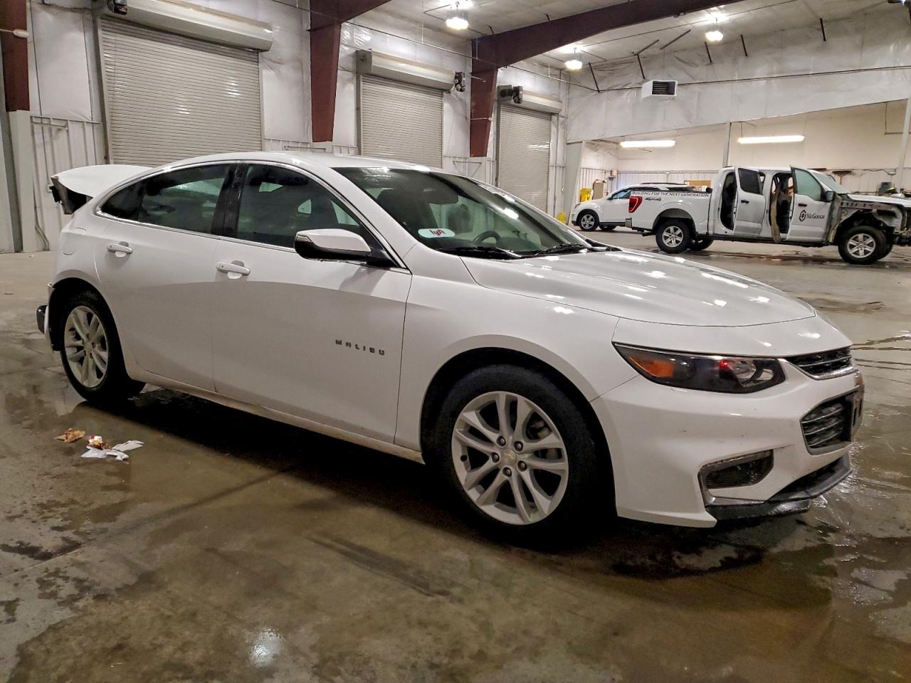 2017 CHEVROLET MALIBU LT photo 7
