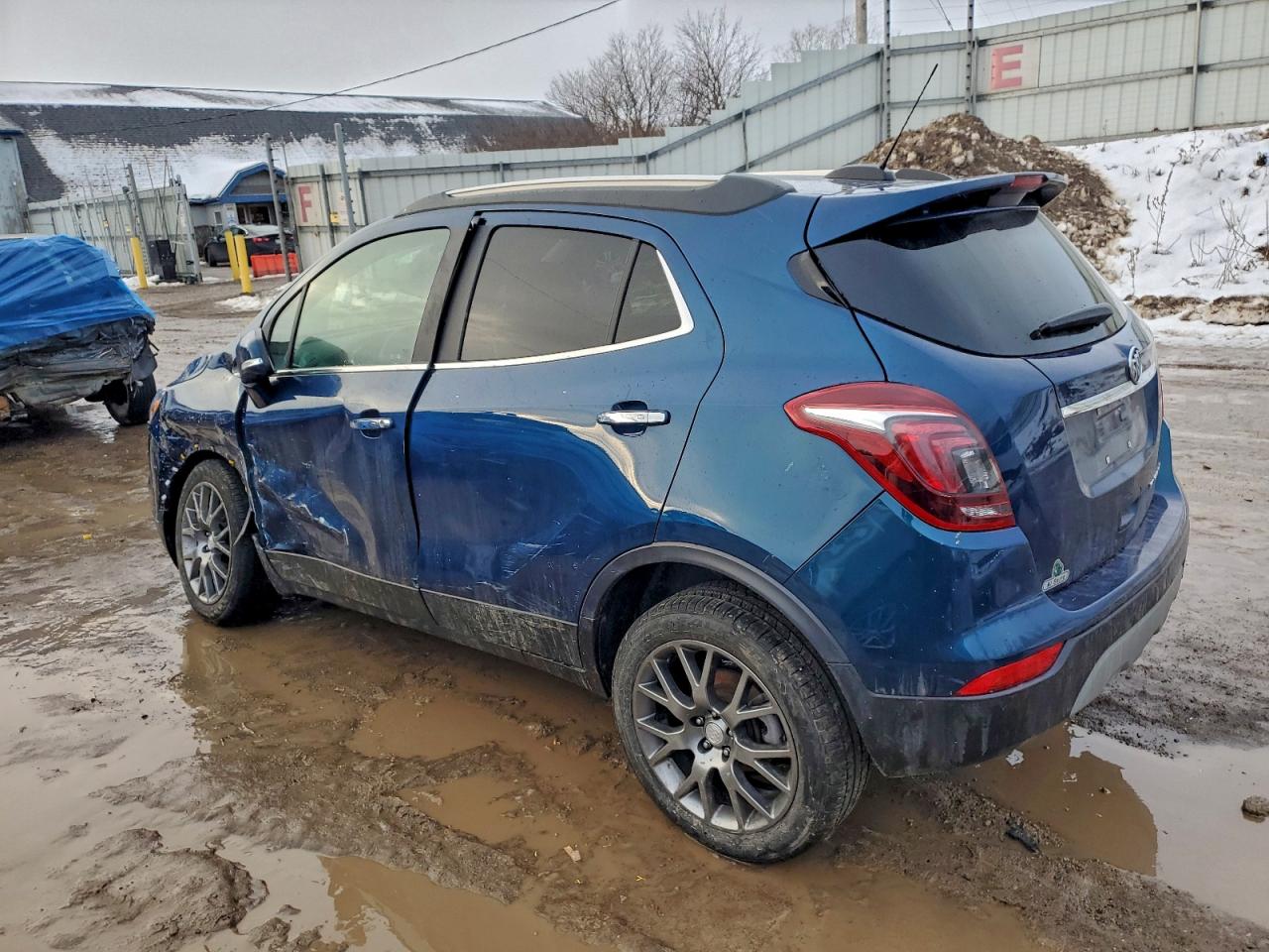 2019 BUICK ENCORE SPORT TOURING photo 2
