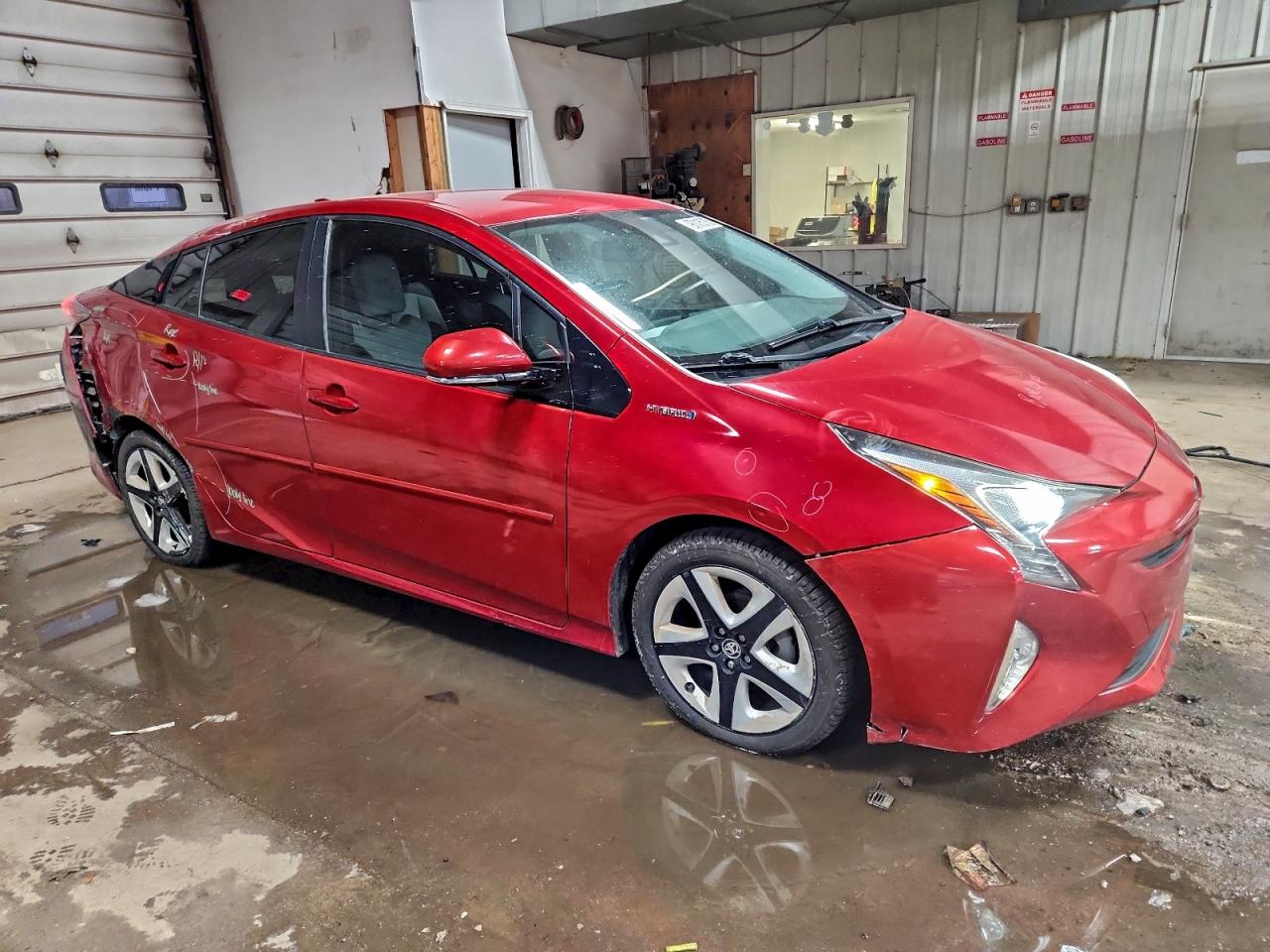 2016 TOYOTA PRIUS photo 10