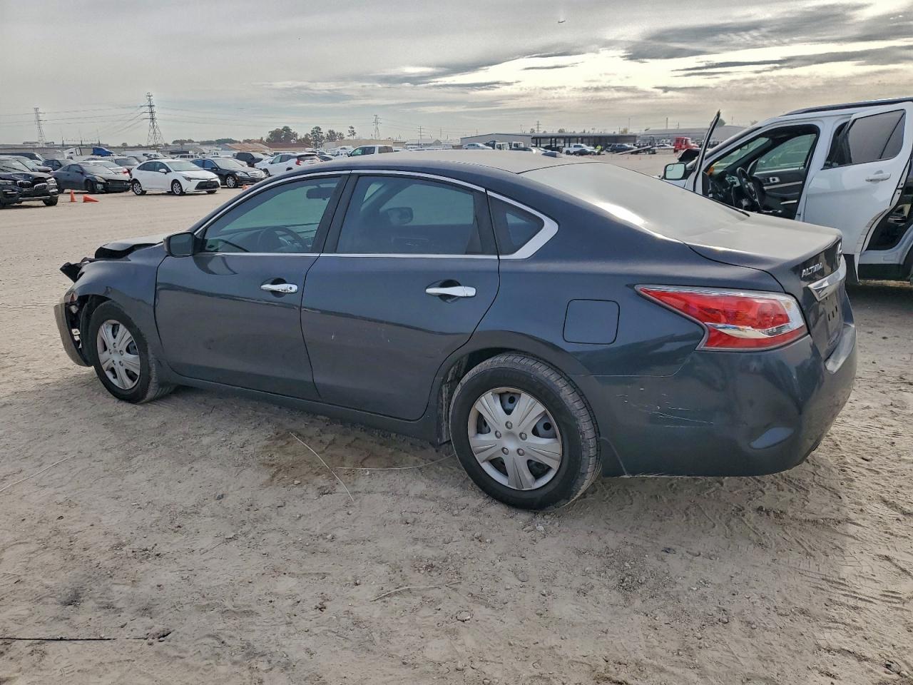 2015 NISSAN ALTIMA 2.5 photo 2