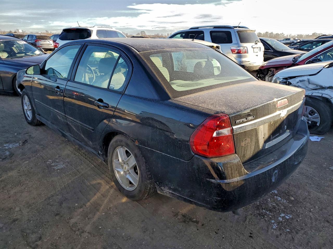 2005 CHEVROLET MALIBU LS photo 2