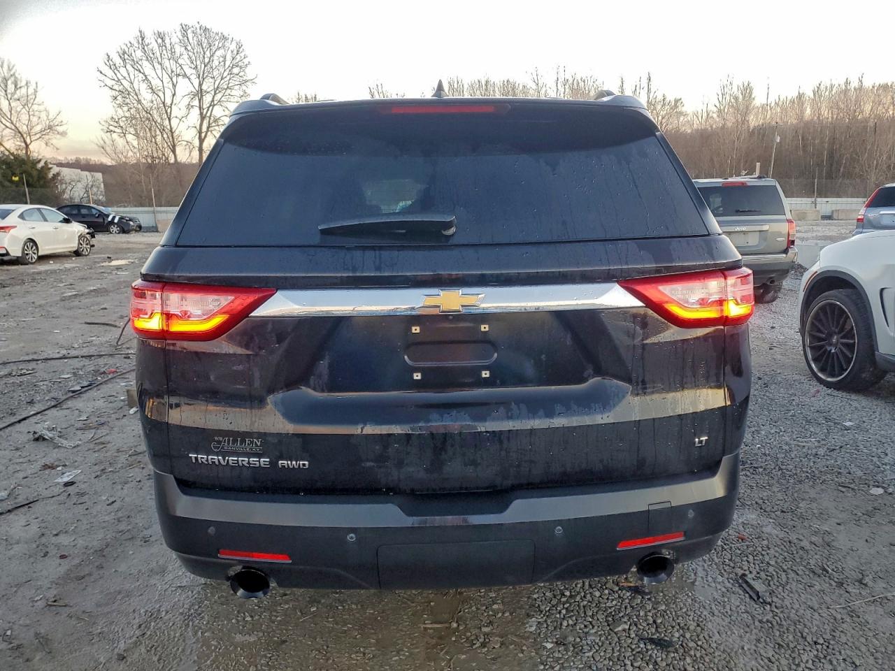 2019 CHEVROLET TRAVERSE LT photo 6
