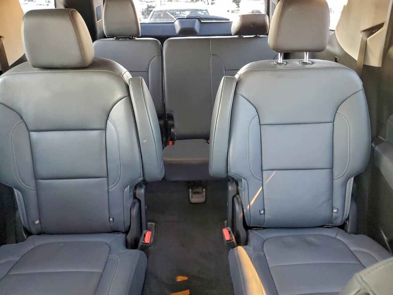 2019 CHEVROLET TRAVERSE LT photo 10