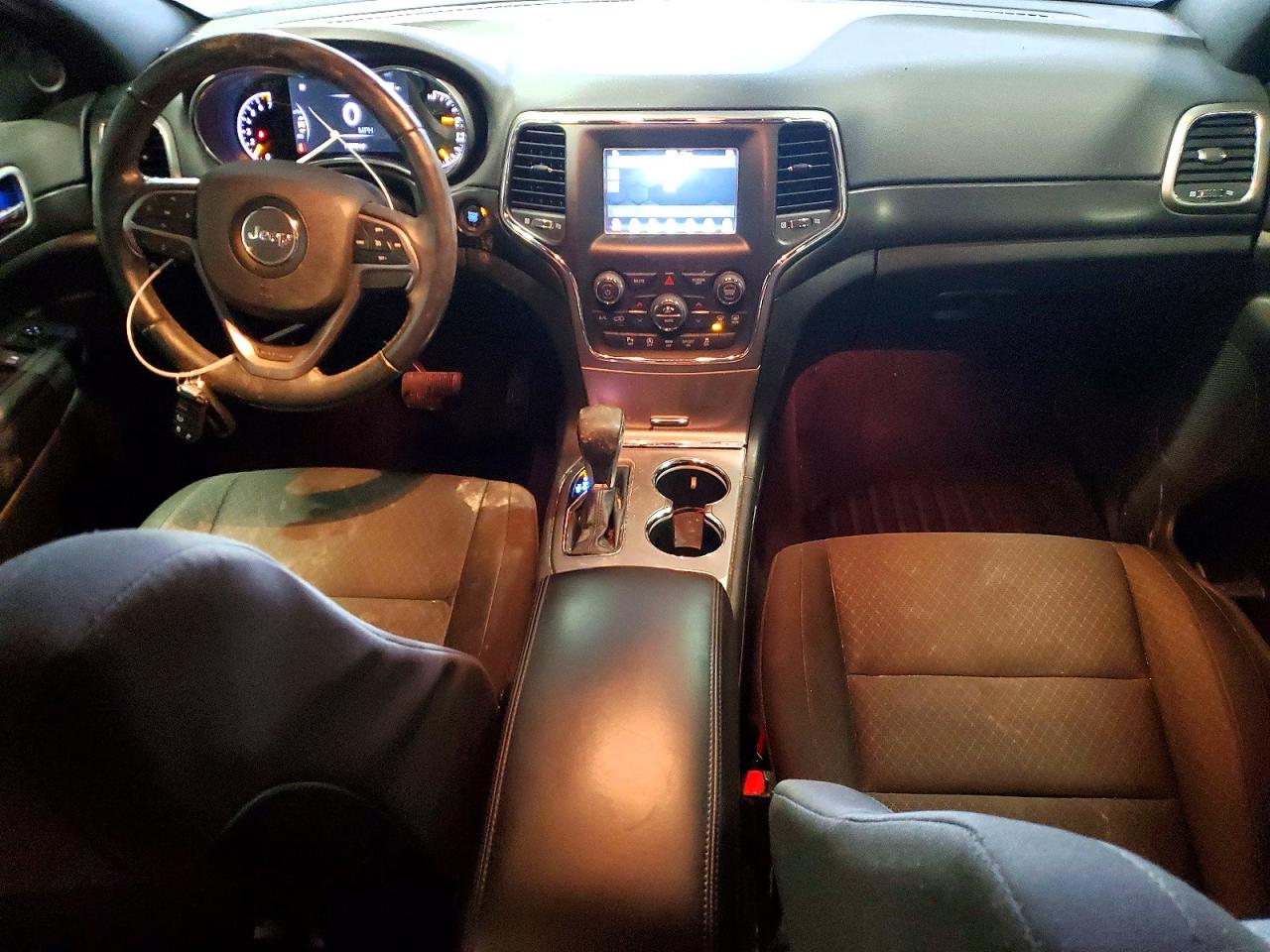 2018 JEEP GRAND CHEROKEE LAREDO photo 22