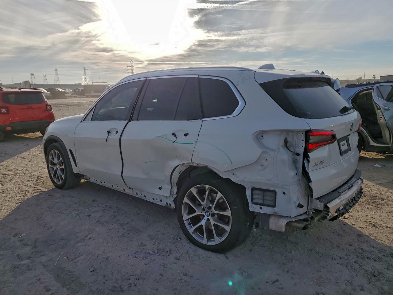 2022 BMW X5 SDRIVE 40I photo 3