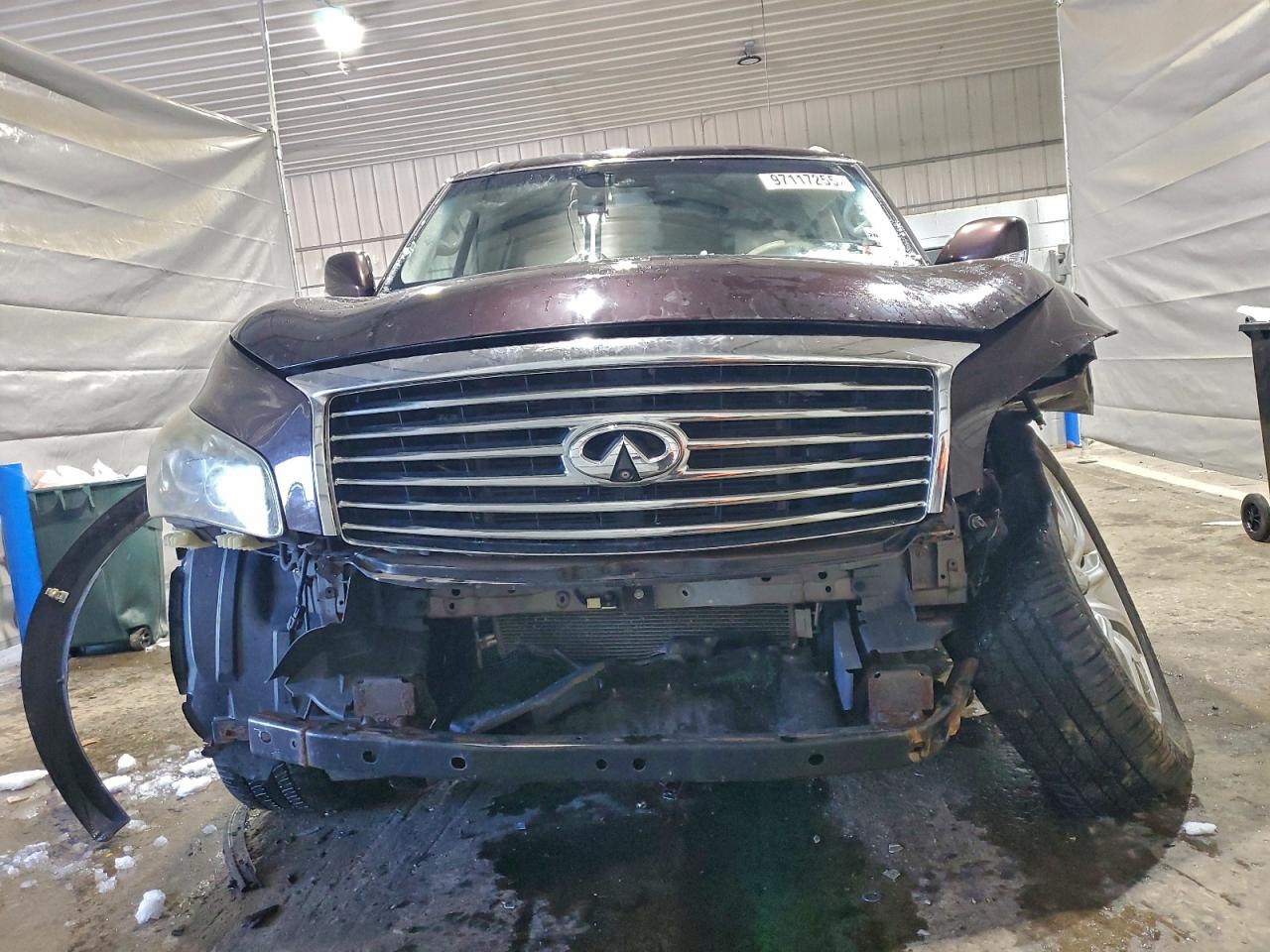 2012 INFINITI QX56 photo 5