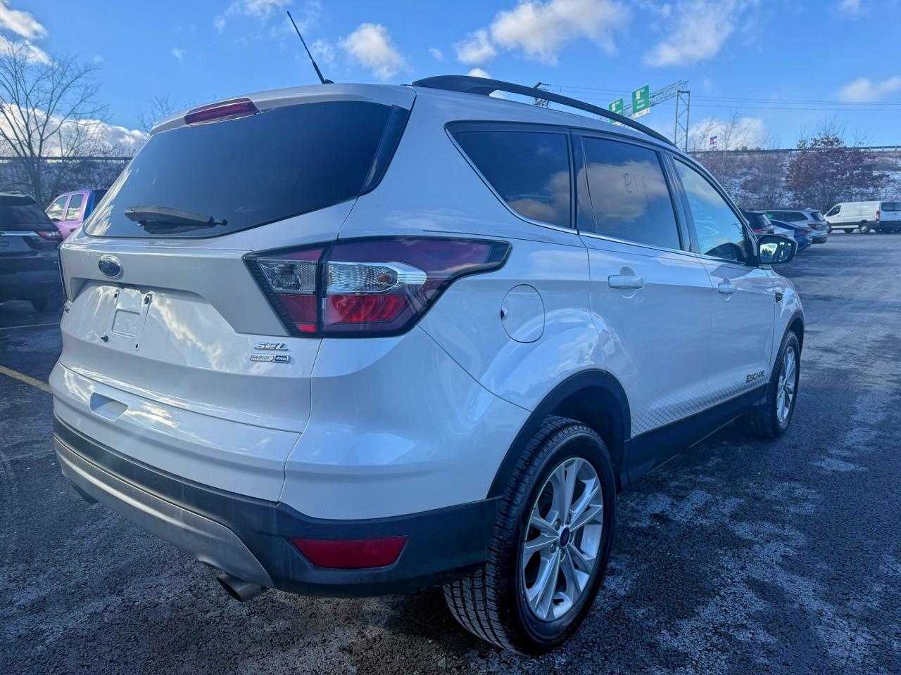 2018 FORD ESCAPE SEL photo 4
