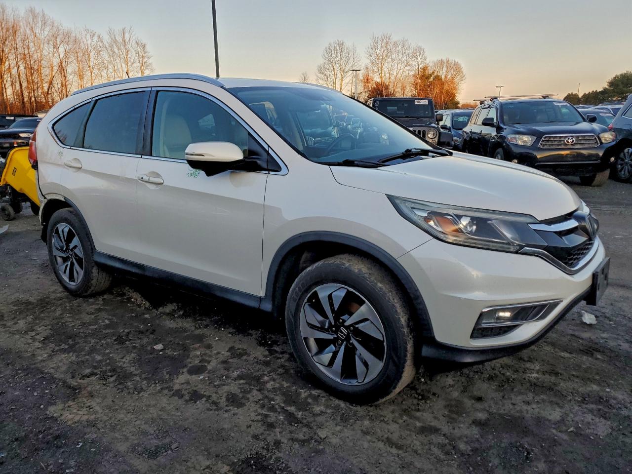 2015 HONDA CR-V TOURING photo 4