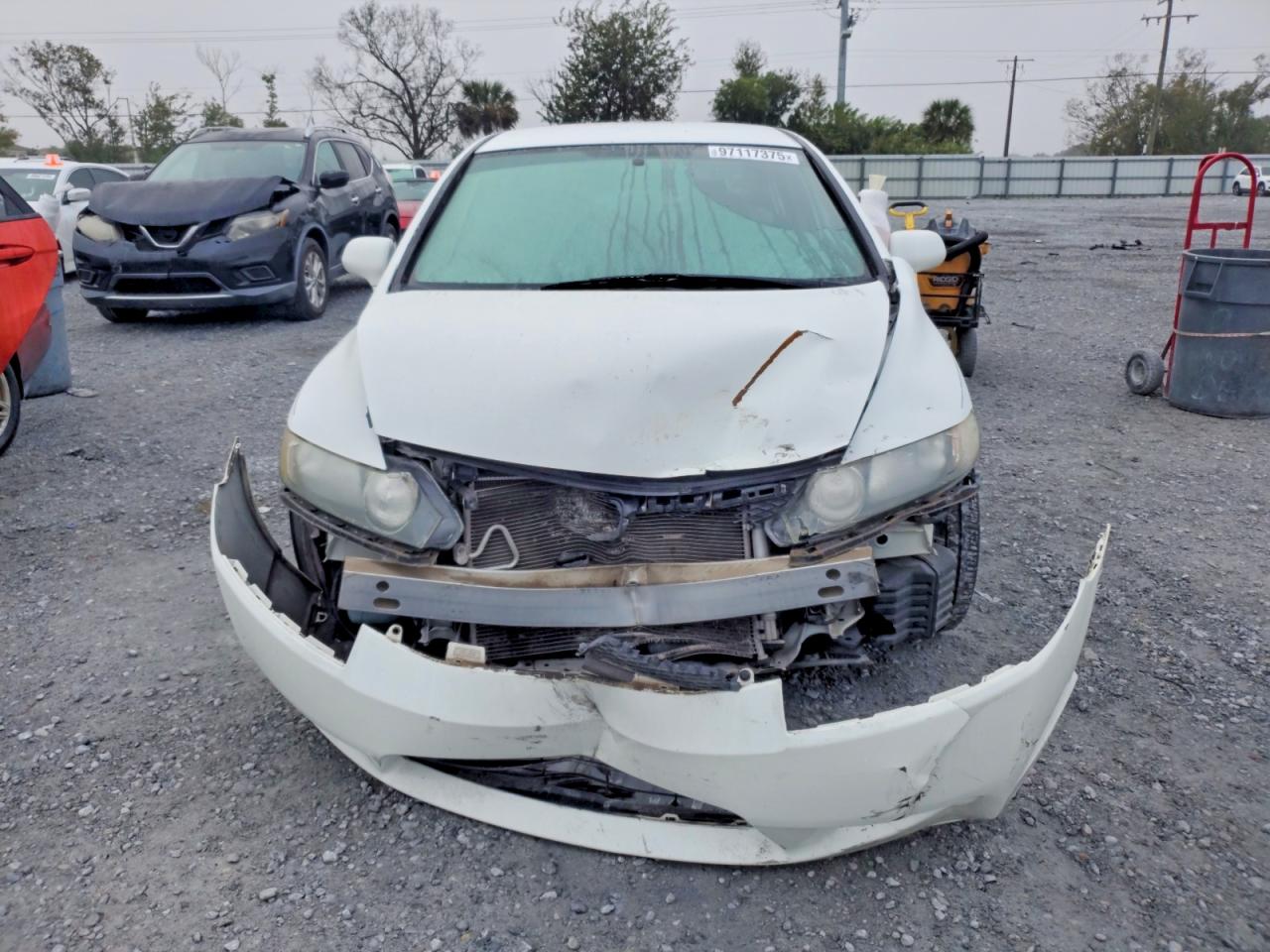 2011 HONDA CIVIC LX photo 5