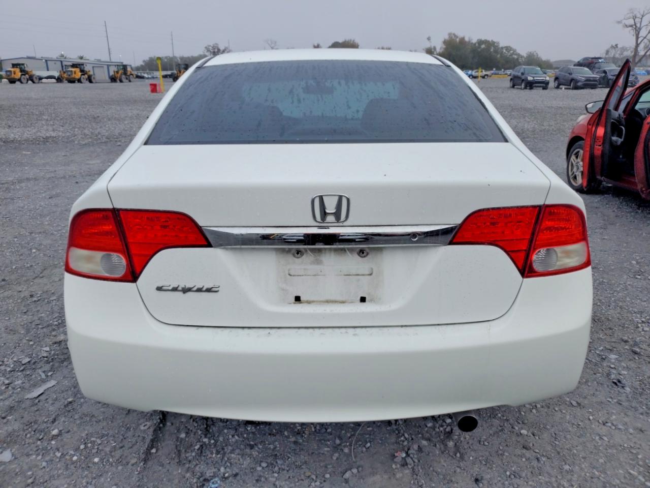 2011 HONDA CIVIC LX photo 6