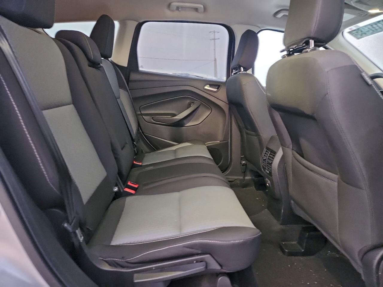 2018 FORD ESCAPE SE photo 21