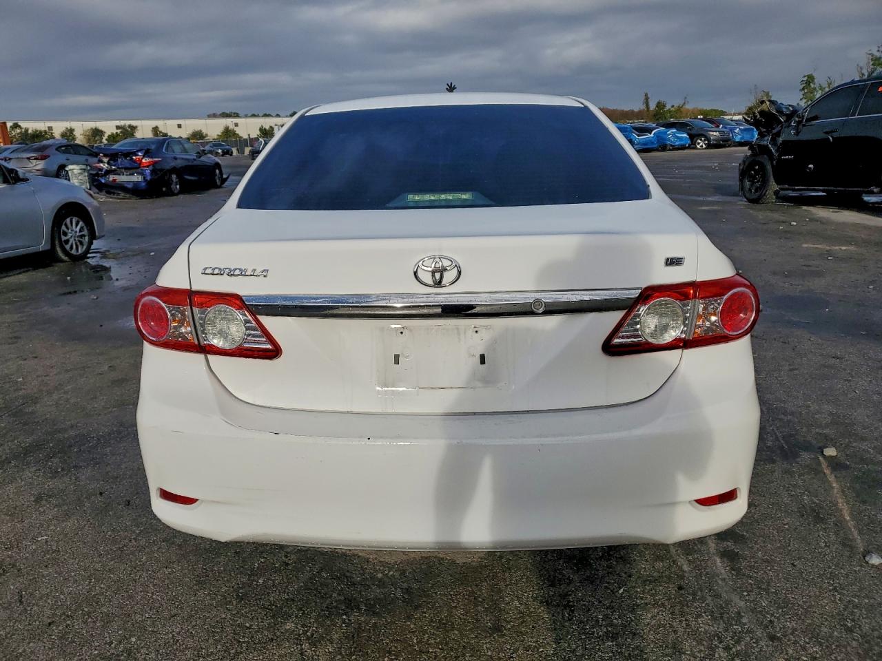 2013 TOYOTA COROLLA BASE photo 6