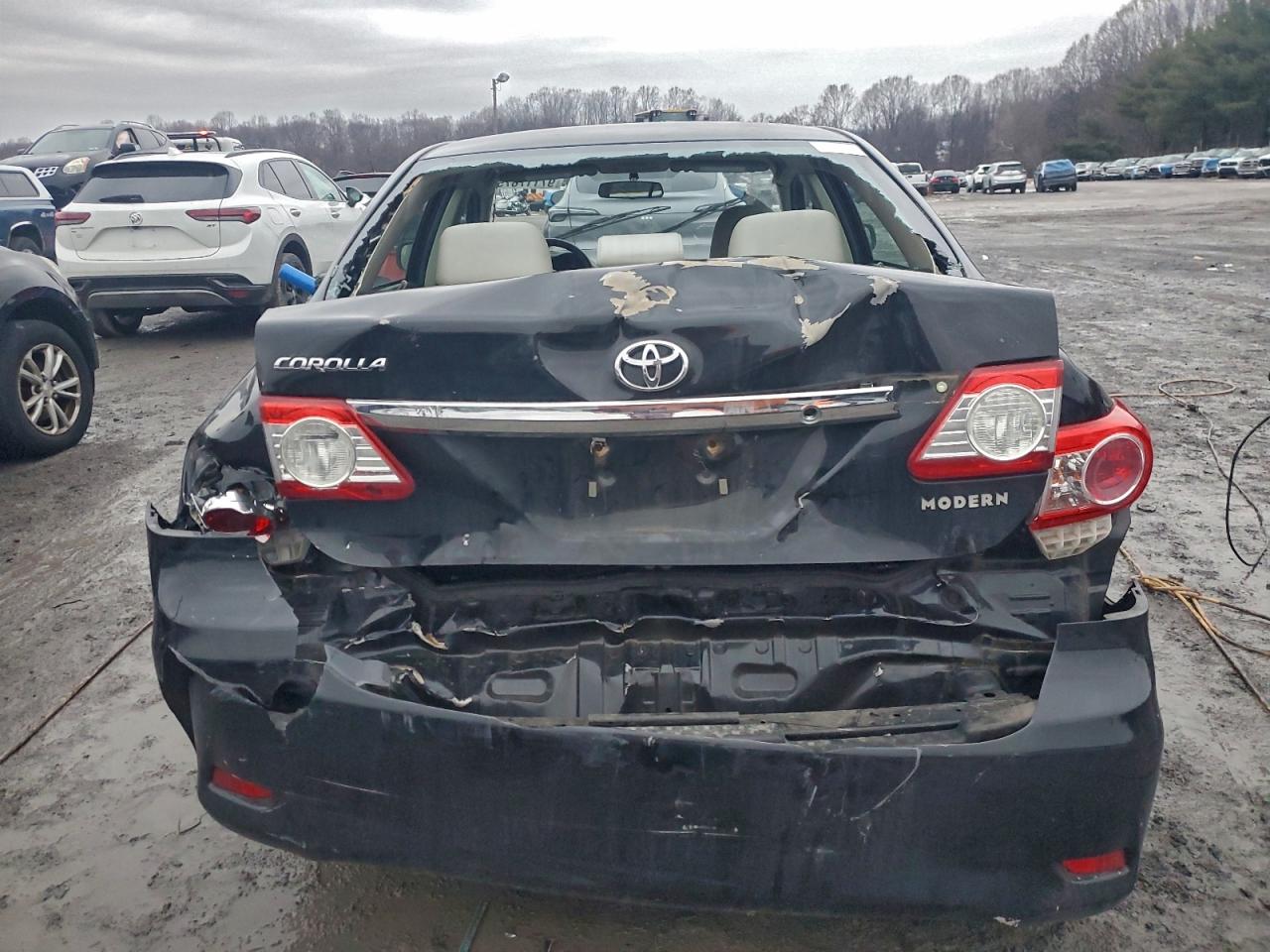 2013 TOYOTA COROLLA BASE photo 16