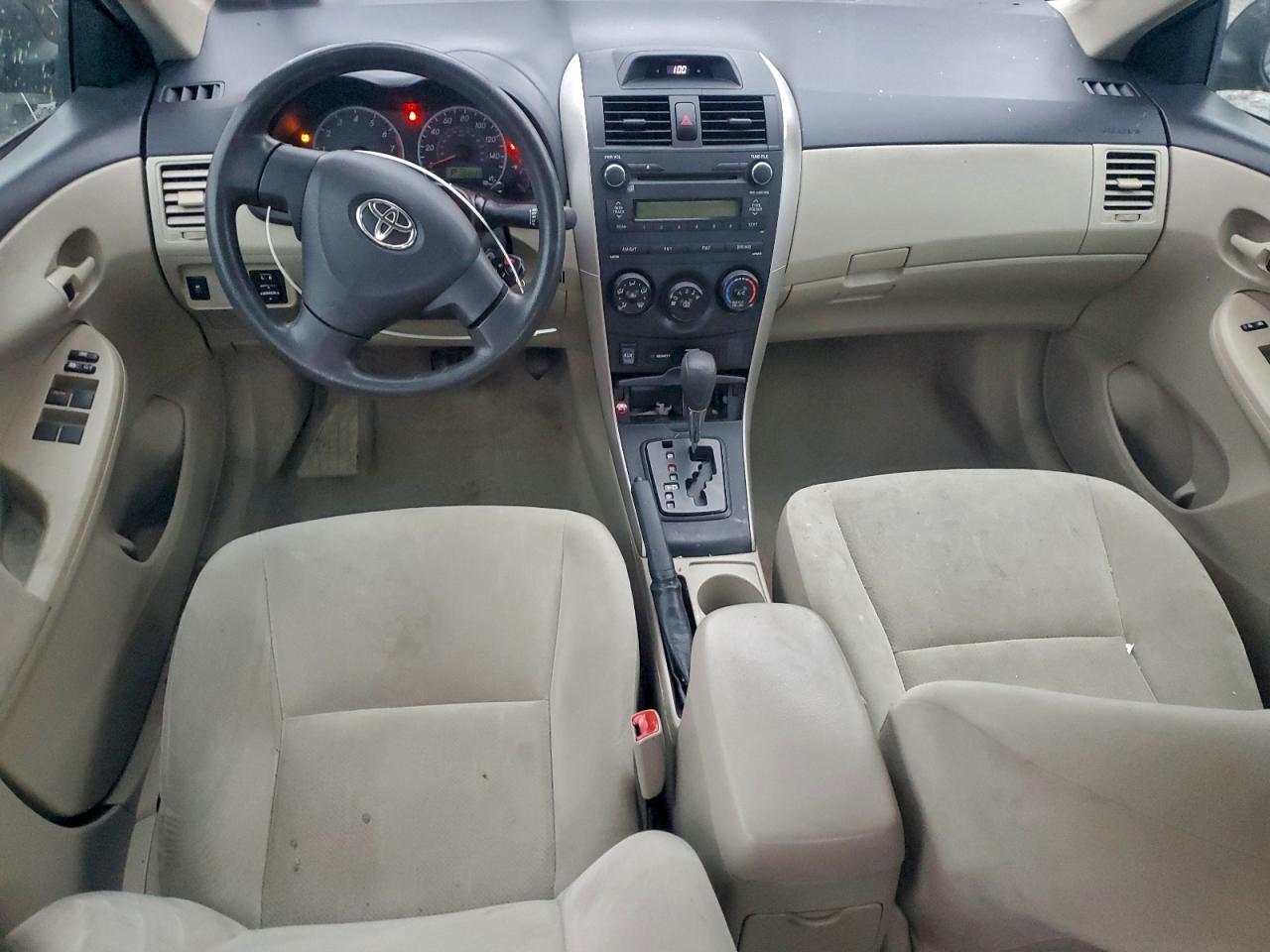 2013 TOYOTA COROLLA BASE photo 22
