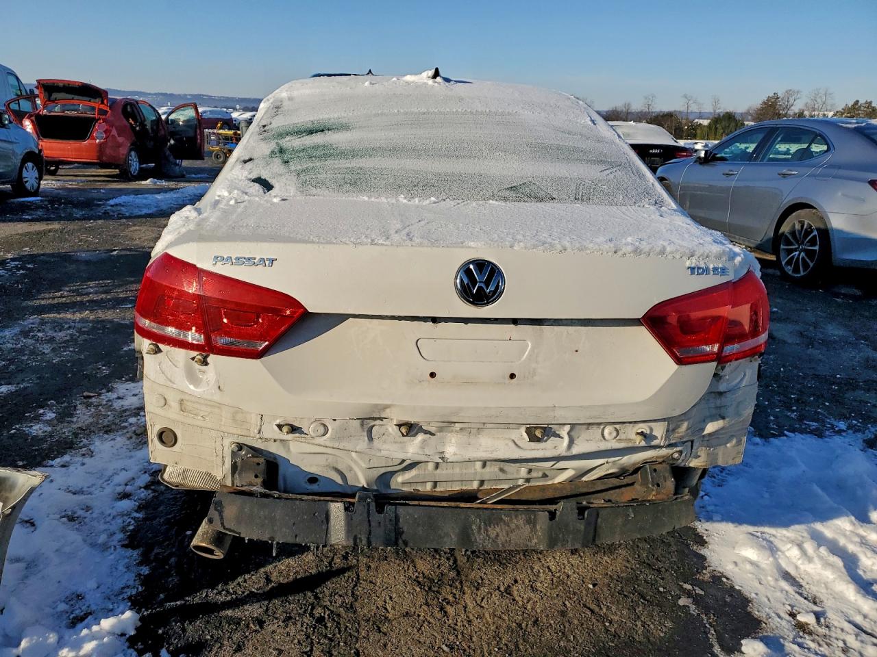 2014 VOLKSWAGEN PASSAT SE photo 6