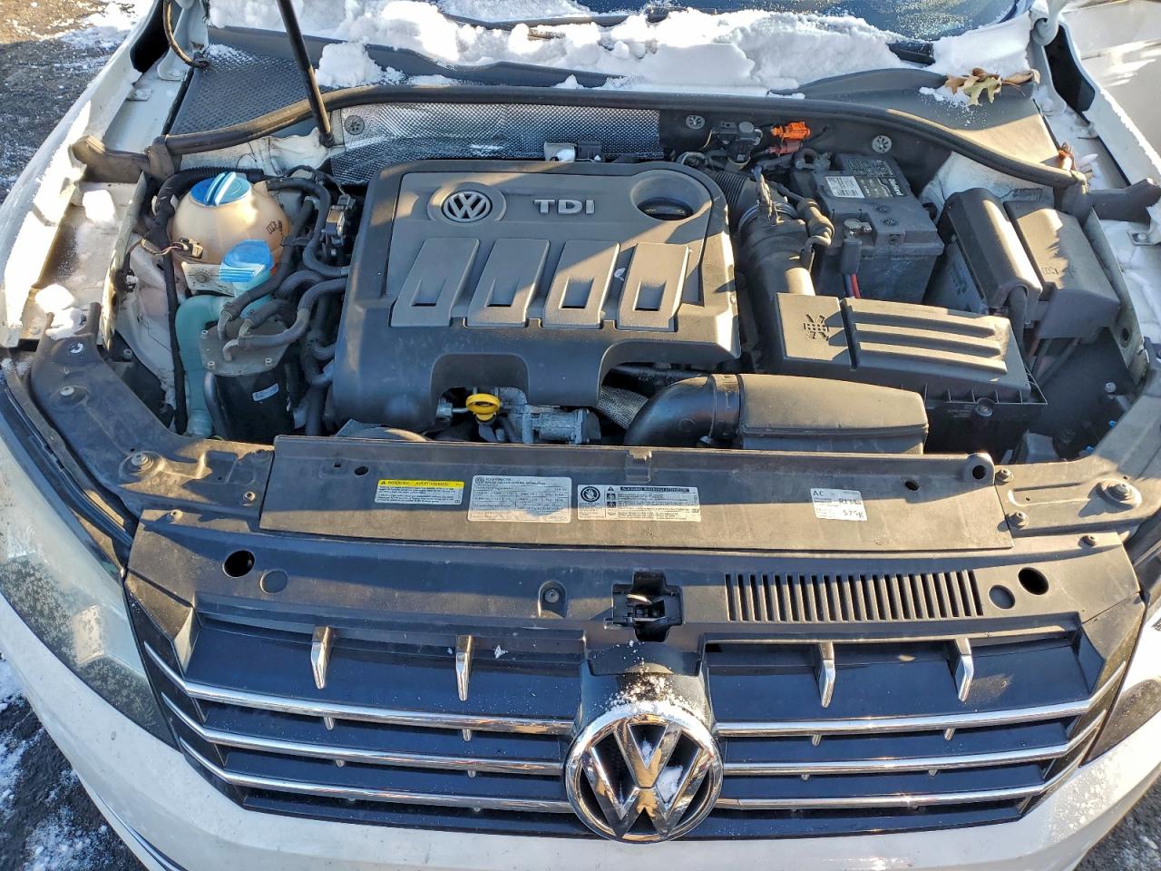 2014 VOLKSWAGEN PASSAT SE photo 11
