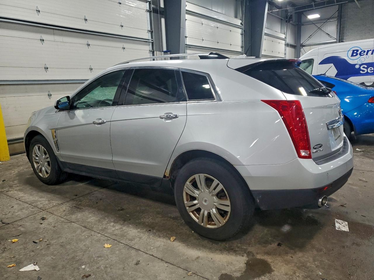 2012 CADILLAC SRX LUXURY COLLECTION photo 2