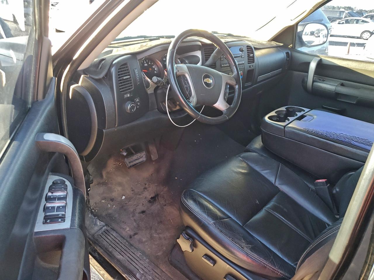 2009 CHEVROLET SILVERADO C1500 LT photo 8