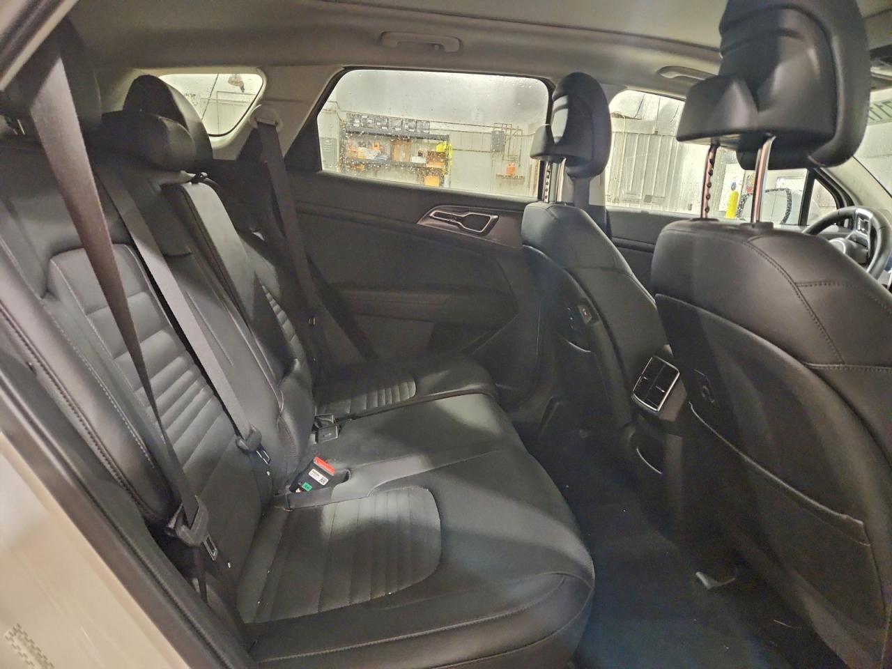 2025 KIA SPORTAGE SX PRESTIGE photo 10